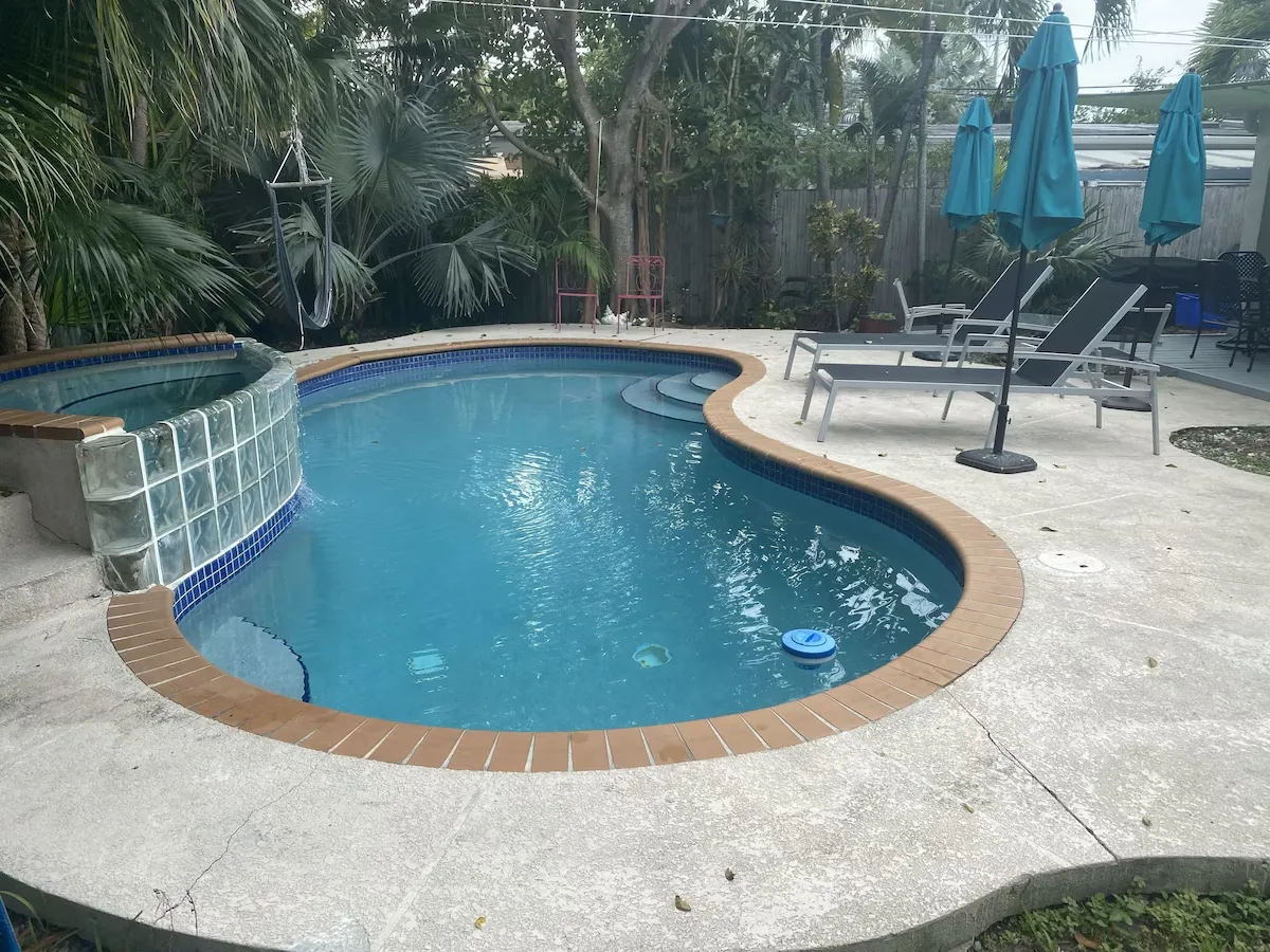 Pool