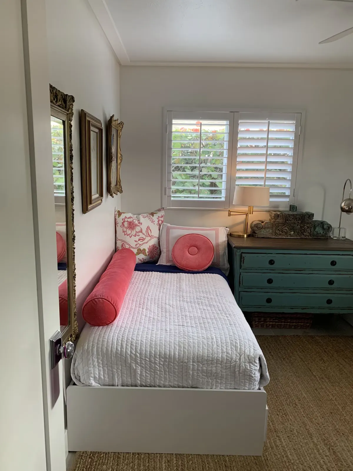 Twin Bed